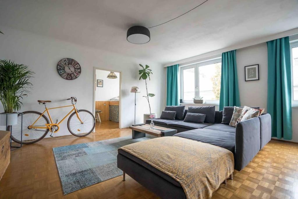 Cozy And Stylish Apartment Near Schoenbrunn Castle Vienna Exterior photo