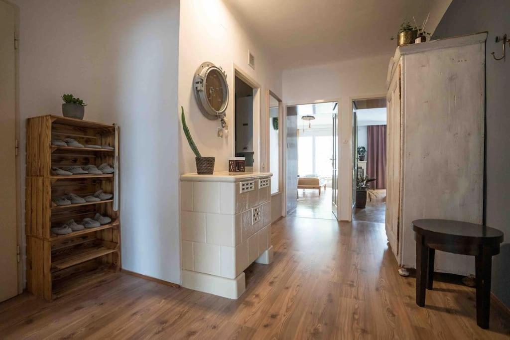 Cozy And Stylish Apartment Near Schoenbrunn Castle Vienna Exterior photo